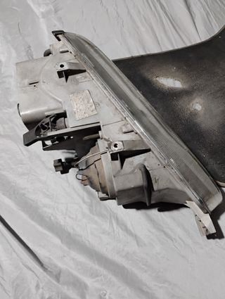 Piloto  original , delantero izquierdo r 25 V6 tur
