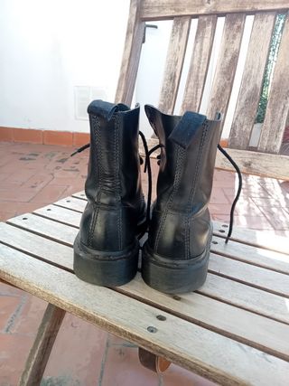 Botín Dr Martens