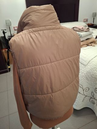 Chaleco, corto acolchado