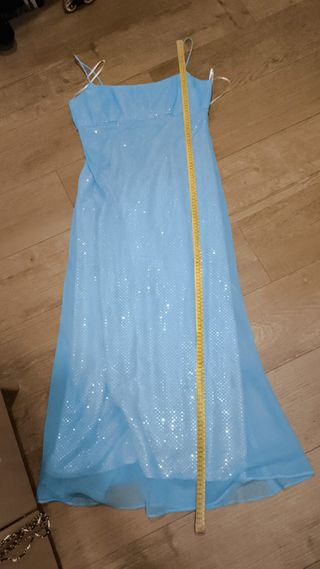 Vestido de fiesta. largo. Talla 40 a 44. celeste.