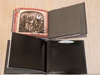 Embellish/Los Nikis/Mago de Oz