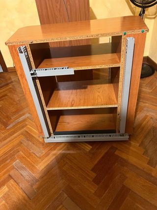 Mueble para TV y otros aparatos