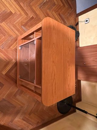 Mueble para TV y otros aparatos