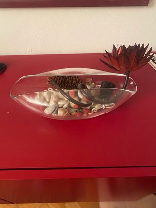 Vaso ovale con fiore