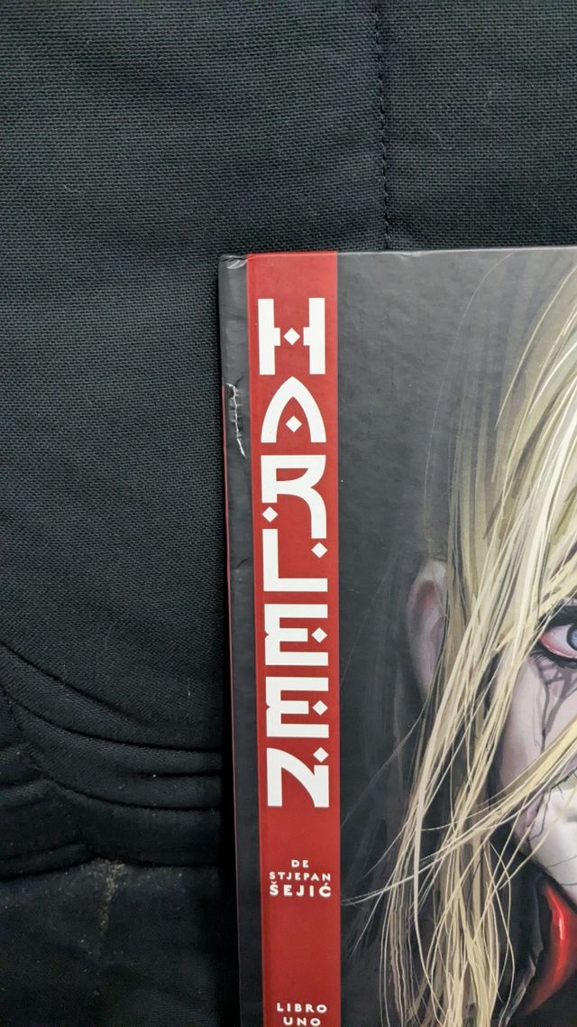 Comic Harleen tomo 1. DC black label