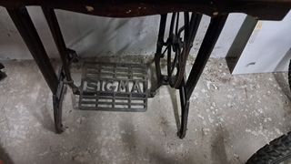 Maquina de coser antigua