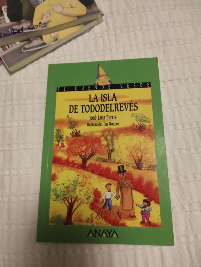 La isla de Tododelrevés (Spanish Edition)