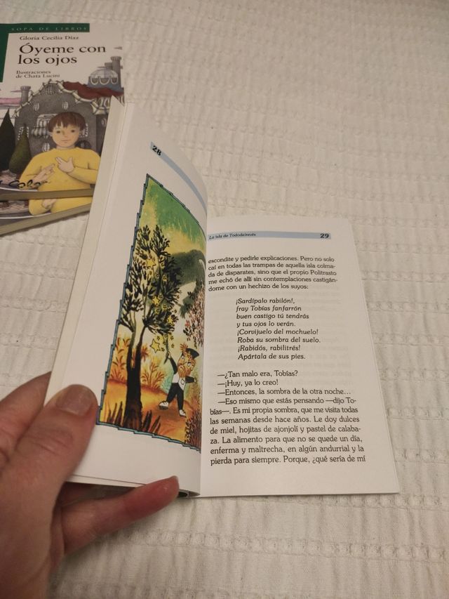 La isla de Tododelrevés (Spanish Edition)