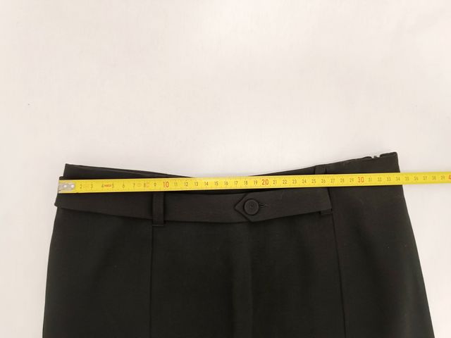 Gonna tubino nera con spacco sul retro, taglia S