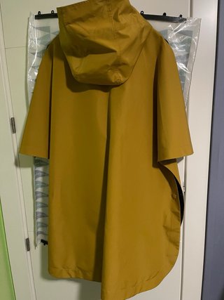 Chaqueta tipo capa