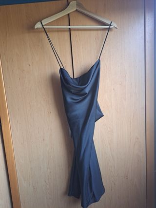 Vestido negro de seda de Mango