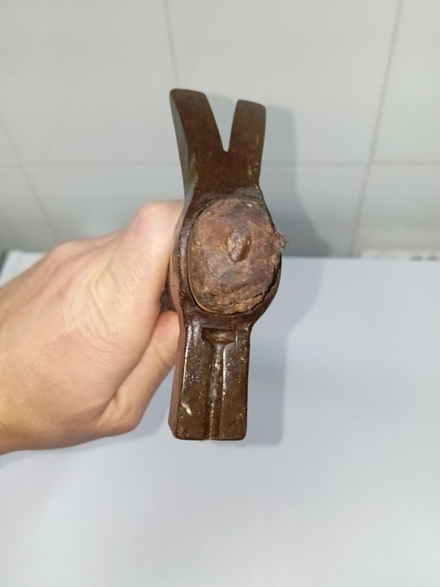 Martillo antigua RESTAURADO