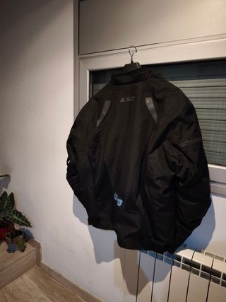 Chaqueta 4 estaciones LS2 sin estrenar
