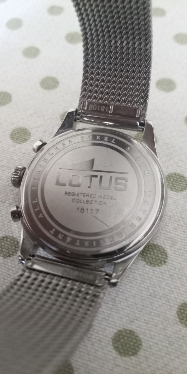 Orologio Lotus 
