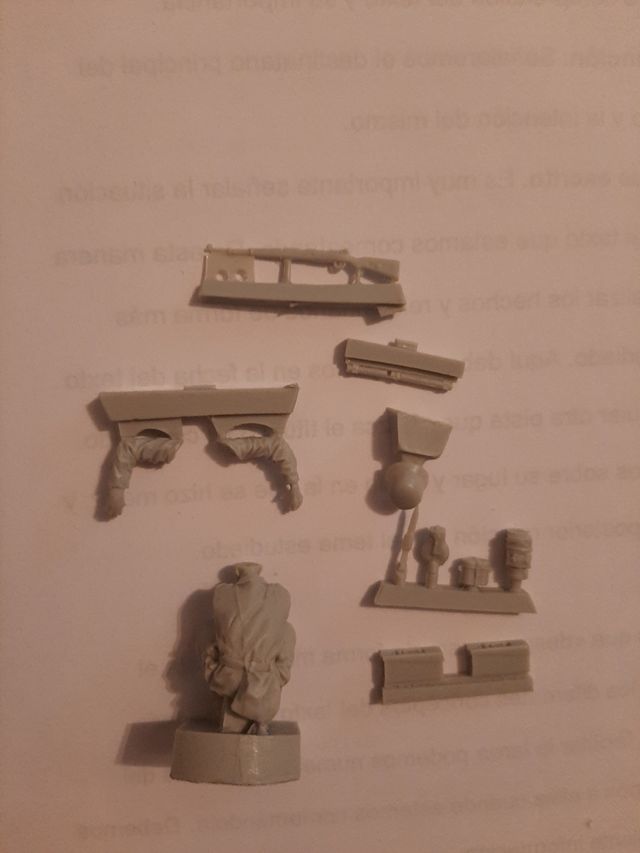 Soldado alemán descansando 1/35