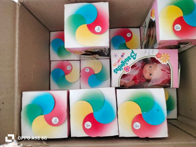 Caja Barriguitas colorín Famosa 