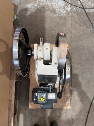 LFA OXFORD Maquina prensado rotatorio TDP 5