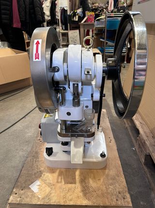 LFA OXFORD Maquina prensado rotatorio TDP 5