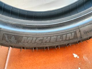Rueda t-max 120/70-15 Michelin city grip whinter