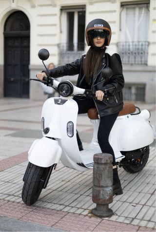 Moto Electrica E Divine Plus