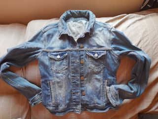Cazadora vaquera Zara