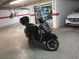 VESPA 300 GTS IE SUPER
