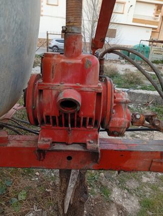 Cuba de riego para tractor