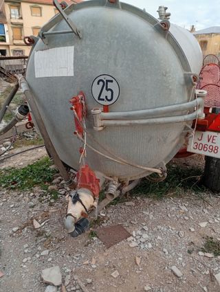 Cuba de riego para tractor