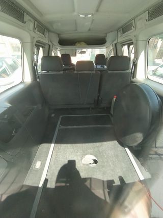 Volkswagen Caddy 2014