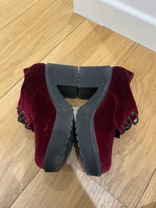 Zapatos de plataforma terciopelo granate