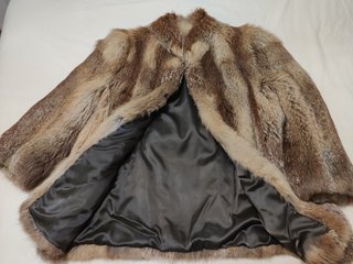 Abrigo de piel de Zorro Canadiense