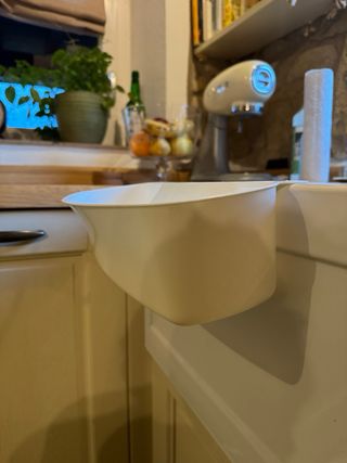 Contenitore per Rifiuti da appendere