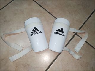 Parastinchi Adidas