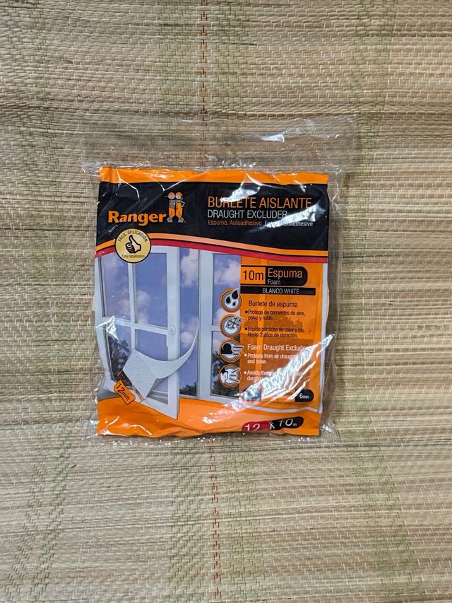 Burlete aislante de espuma autoadhesivo Ranger 10m