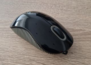 Raton cable retractil