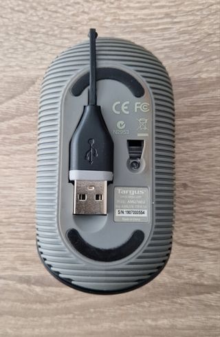 Raton cable retractil