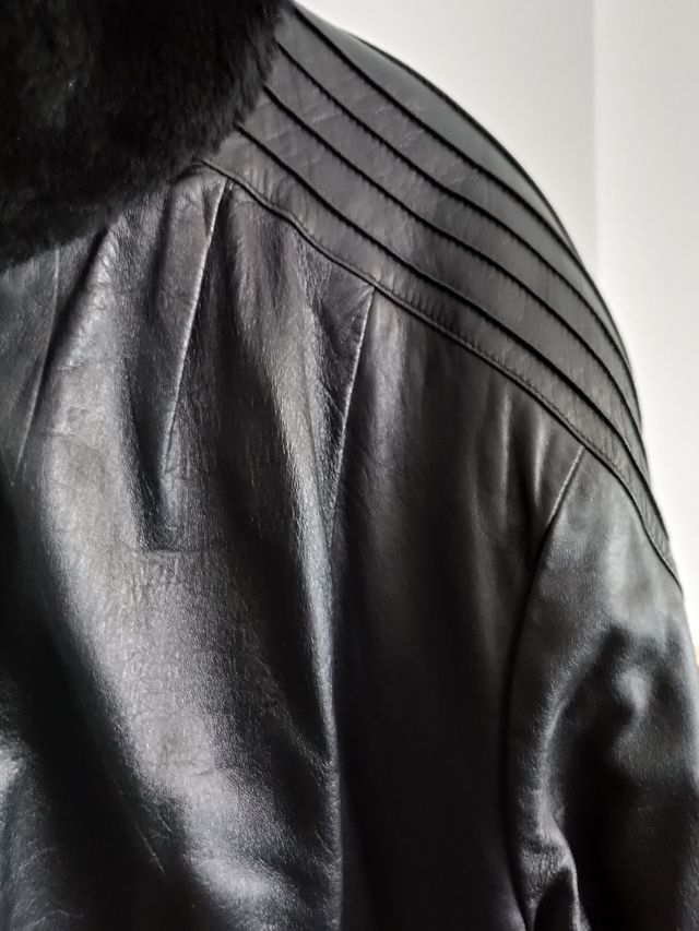 Chaquetón de piel auténtica