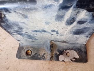 Soporte rueda repuesto Nissan Terrano 