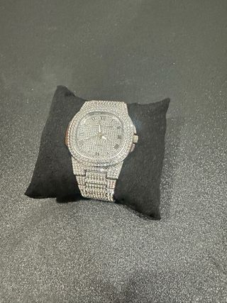 Reloj brillante