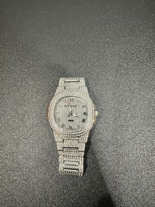 Reloj brillante