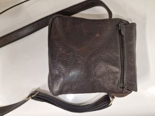 Bolso bandolera de piel marrón 