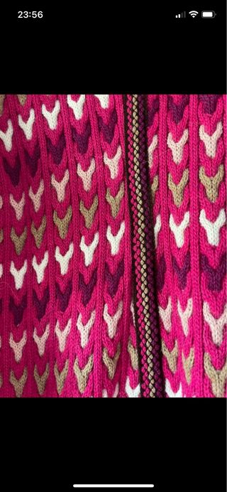 Abrigo rosa con pompones bohemio piel y lana