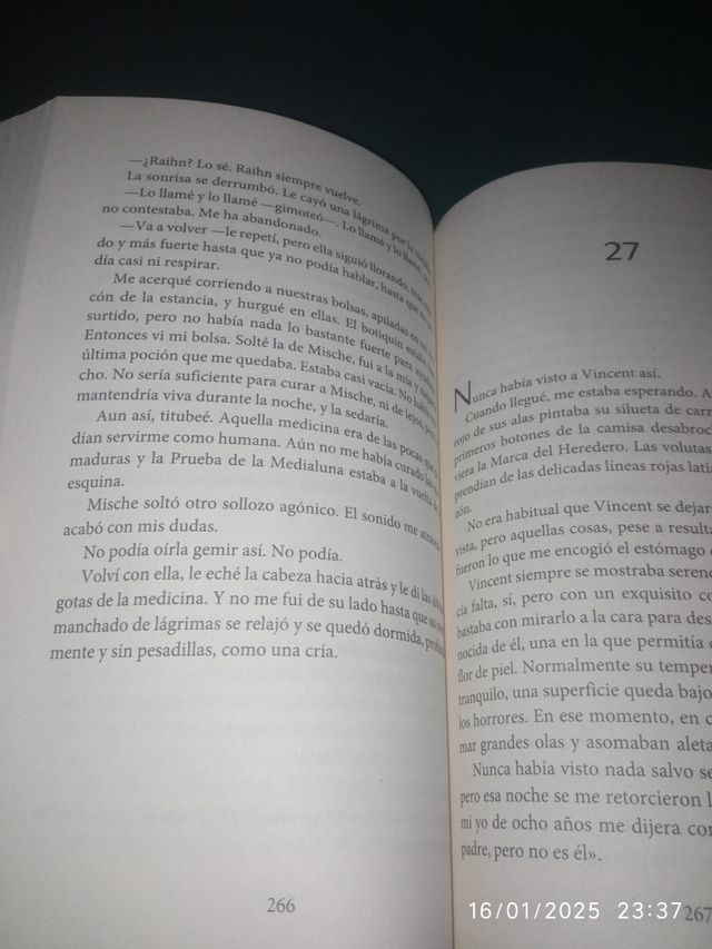Libro la serpiente y las Alas de la noche