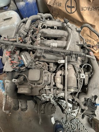 Motor bmw e87 120d