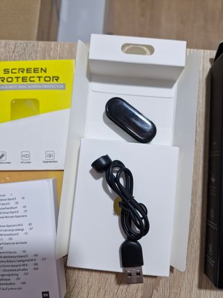 Xiaomi Mi Band 6 averiada más accesorios