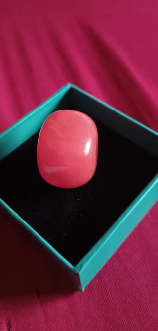 Nuovo- Quarzo rosso burattato di 22 gr , 3 cm