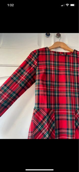 Vestido Corto de Invierno con Estampado Cuadros