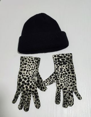 Gorro y guantes