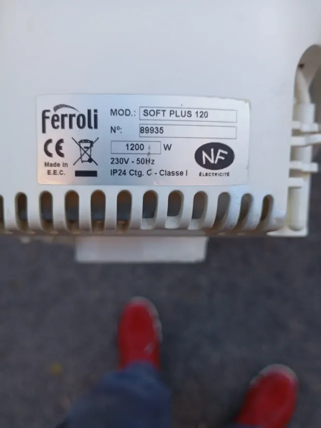 Emisor térmico digital Ferroli 9