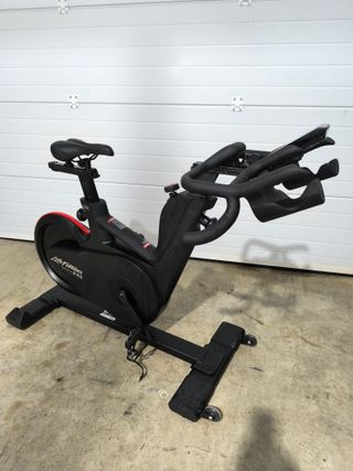 Bici Spinning LIFE FITNESS IC6 del 2025